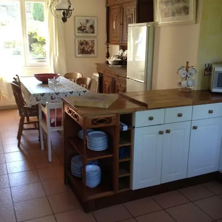 Les Hirondelles B&B *